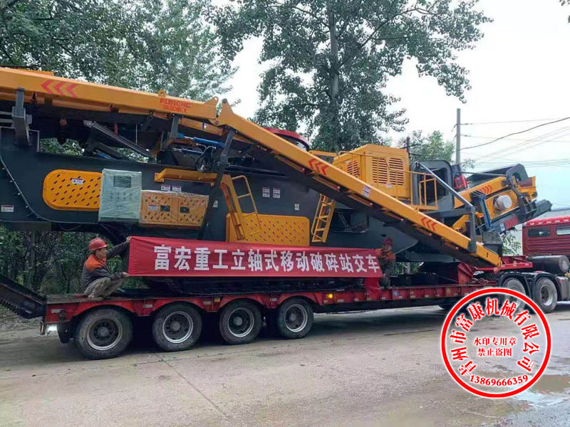 移動(dòng)碎石破碎機(jī)多少錢(qián)一臺(tái)？